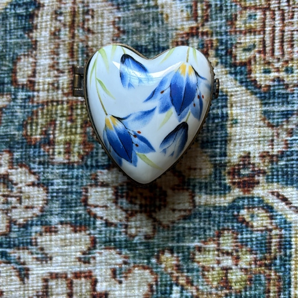 Heart-Shaped Trinket Box with Floral Design